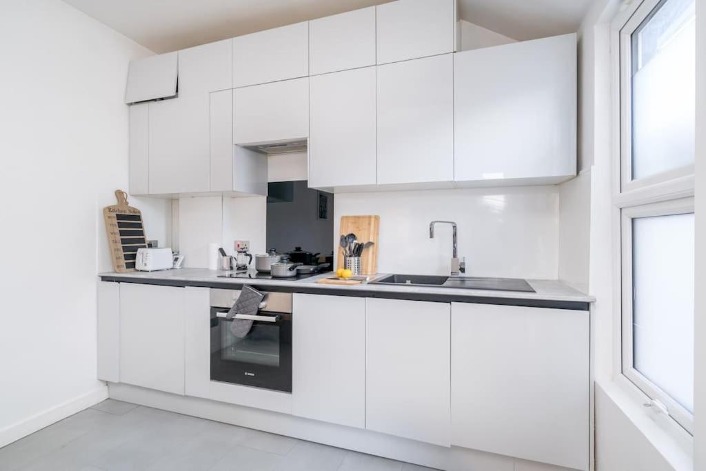 New 3Bed Stylish Apartment With Amazing Transport Londres Exterior foto