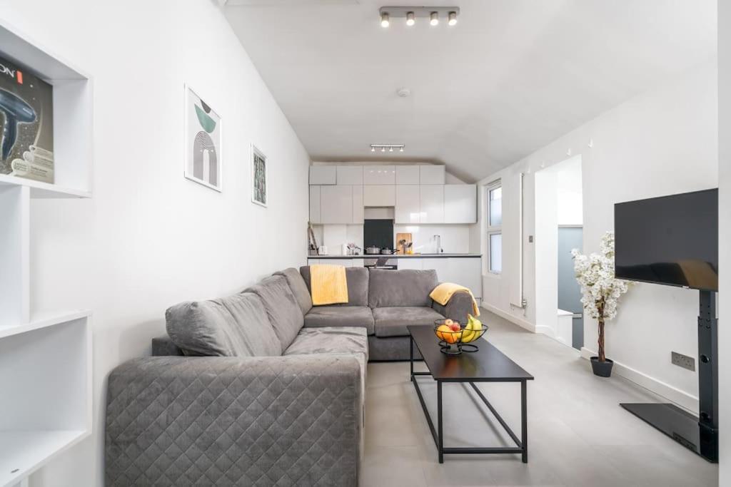 New 3Bed Stylish Apartment With Amazing Transport Londres Exterior foto